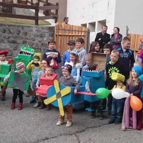carnaval à l'école du Lauzet Ubaye