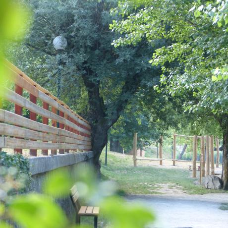 aire de jeux le lauzet ubaye